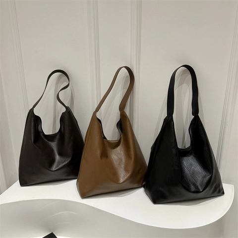 Minimalist Large Capacity Women PU Leather Tote Bag Solid Color Hobo Shoulder Bag For Everyday Commute Fashion Satchel Bag