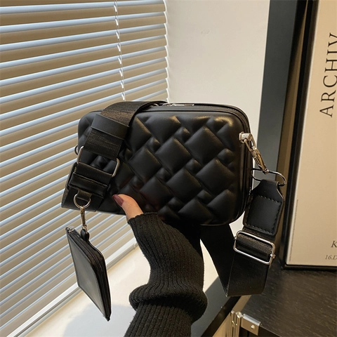 Quilted Diamond Pattern Crossbody Bag PU Leather Wide Strap Shoulder Bag With Detachable Coin Purse Camera Bag Women