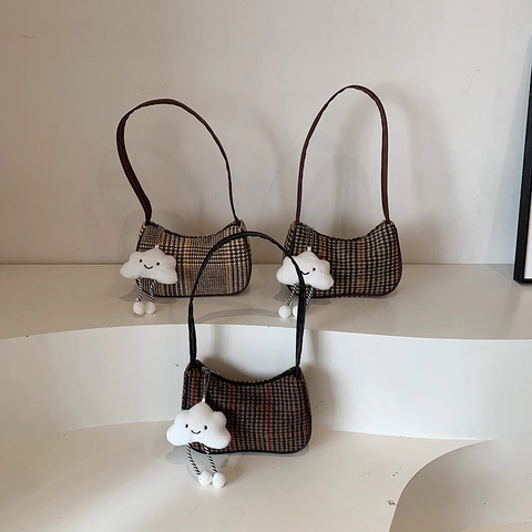 Retro Geruite Wollen Okseltas Dames Vintage Tweed Halve Maan Schoudertas Met Schattige Pluche Wolk Hanger Chic
