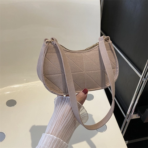 Bolso De Hombro De Moda Para Mujer De Fieltro Acolchado Geométrico Bolso Baguette Con Cremallera Metálica Color Sólido
