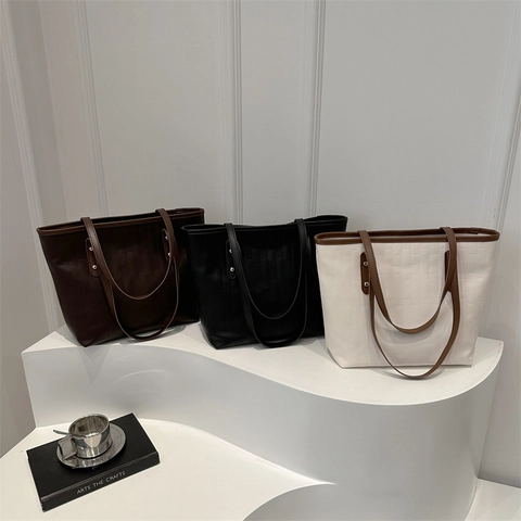 Women Large Capacity Tote Bag PU Leather Geometric Brick Embossed Pattern Metal Rivet Casual Shoulder Commuting Handbag