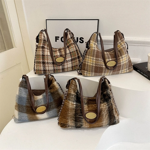 Sac À Épaule Vintage En Laine À Carreaux Grande Capacité Sac Sous Les Aisselles Avec Chaîne En Métal Pour Femmes