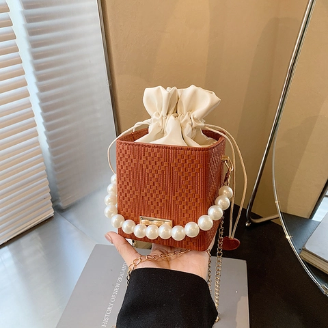 Mini Woven PU Leather Bucket Bag With Large Faux Artificial Pearl Handle Square Drawstring Crossbody Shoulder Handbag Trendy Women