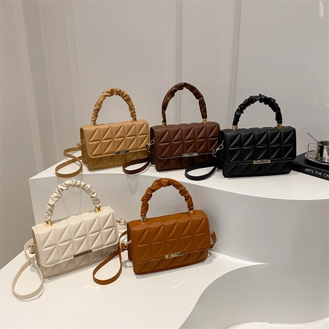 Borsa A Mano In Pelle PU Trapuntata Da Donna Con Manico Arricciato E Chiusura In Metallo Dorato Borsa A Tracolla Minimalista