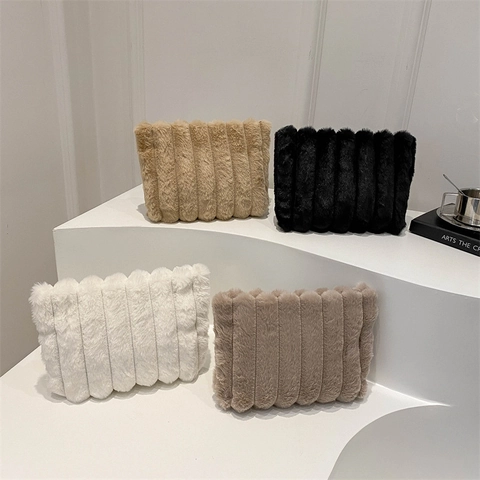 Damen Kunstpelz Clutch Tasche Große Kapazität Plüsch Vertikal Gerippt Weich Flauschig Handgelenktasche Für Herbst Winter