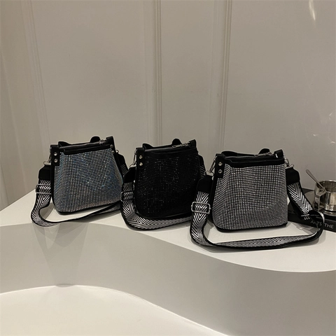 Strass Eimer Tasche Für Damen PU Leder Crossbody Umhängetasche Mit Breitem Geometrischem Webgurt Mode Streetwear