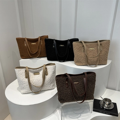 Women Lamb Wool Plush Tote Bag Large Capacity Commuter Shoulder Handbag With PU Leather Straps Fashion Winter