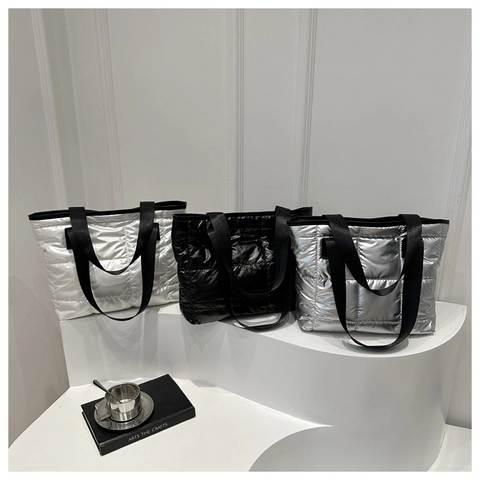 Women Quilted Puffer Tote Bag Large Capacity Metallic Glossy Lightweight Shoulder Bag Daily Commuting Streetwear