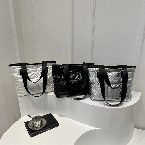 Bolso Tote Acolchado Gran Capacidad Metálico Brillante Ligero Acolchado Nylon Bolso De Hombro Para Mujer Moda