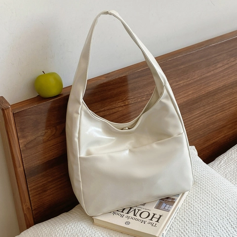 Women Large Capacity Hobo Shoulder Bag Minimalist Soft PU Leather Glossy Metallic Retro Commuting Tote For Lady Handbag