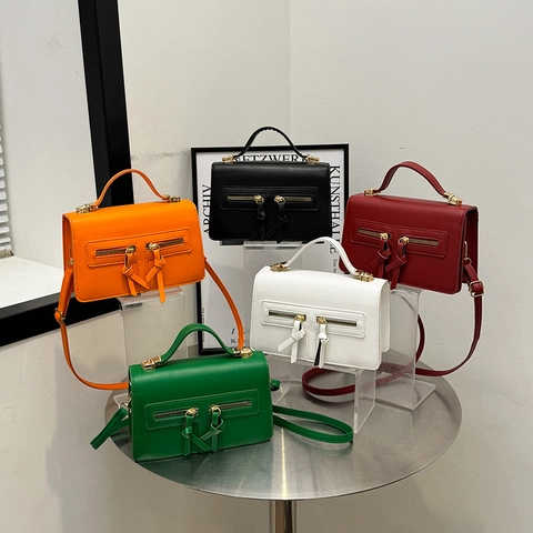 Bolso de Bandolera Cuadrado Pequeño de Cuero PU para Mujer Con Doble Cremallera Borla Elegante Bolso de Hombro Color Sólido