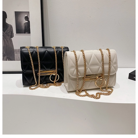 Sac Bandoulière Matelassé Élégant Pour Femme Mode Sac À Épaule En Similicuir Avec Boucle Anneau Doré Et Chaîne