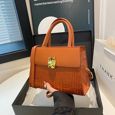 Crocodile Pattern PU Leather Handbag Vintage Square Shoulder Crossbody Bag With Gold Metal Buckle For Women