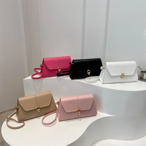 Vintage PU Leather Crossbody Bag For Women Trendy Small Square Shoulder Bag With Gold Buckle Flap Adjustable Strap
