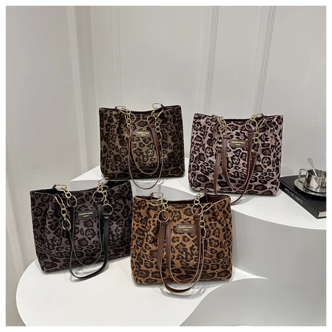 Sac Cabas Léopard Pour Femmes Grande Capacité Sac À Main En Tissu Avec Chaîne Dorée Et Bandoulière En Cuir Mode