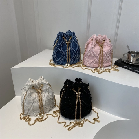 Women Denim Canvas Bucket Bag With Raw Edge Rhombus Quilted Drawstring Gold Chain Strap And Artificial Pearl Charm Fashion Shoulder