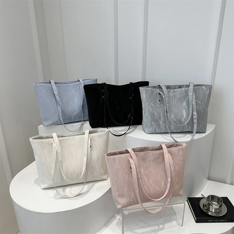 Women Crinkled Texture PU Leather Tote Bag Large Capacity Rivet Shoulder Handbag For Commute Work Office Fashion