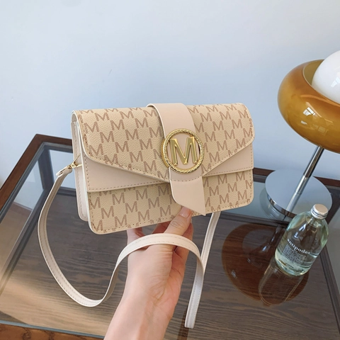 Borsa A Spalla Donna In Pelle PU Con Stampa Monogramma Piccola Borsa A Tracolla Quadrata Fibbia Metallica M Dorata