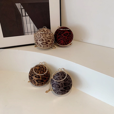 Dames Avondtas In Bolvorm Met Luipaardprint Strass Ringhandvat En Afneembare Metalen Ketting PU Imitatiebont Clutch
