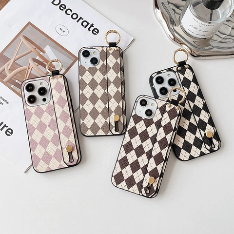 Funda Para IPhone Con Patrón De Rombos En Cuero PU Con Correa De Muñeca Y Anillo De Metal Dorado Cubierta De Lujo Antichoc