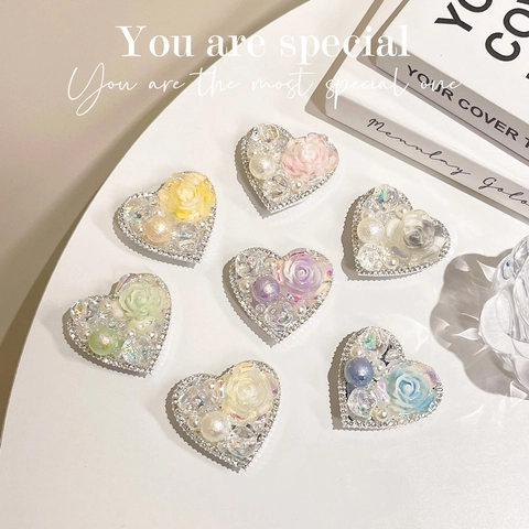 Heart Shaped Phone Grip Retractable Stand Resin Flower Artificial Pearl Rhinestone Decorative For Mobile Case Desktop