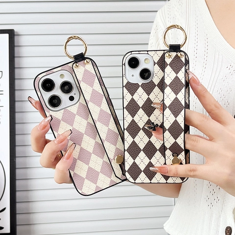 Funda Para IPhone Con Patrón De Rombos En Cuero PU Con Correa De Muñeca Y Anillo De Metal Dorado Cubierta De Lujo Antichoc