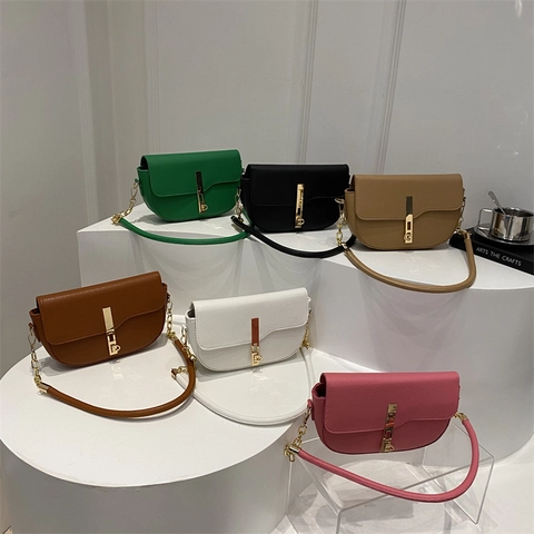 Women PU Leather Saddle Bag Litchi Pattern Minimalist Crossbody Shoulder Bag With Metal Lock Chain Strap French Style