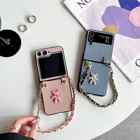 Funda Para Teléfono Plegable De Cuero Sintético Oso De Diamantes Y Cadena De Aleación Bandolera Elegante