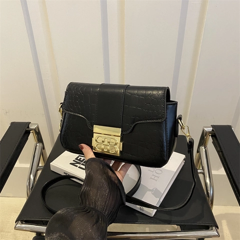 Women Shoulder Crossbody Bag Alligator Pattern PU Leather Minimalist Fashion Square Handbag Golden Metal Lock Trendy