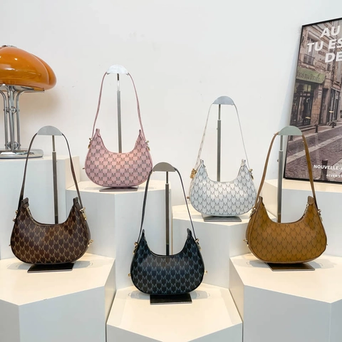 Vintage Monogram M Print Hobo Bag PU Leather Trendy Underarm Shoulder Bag For Women Minimalist Commute Purse