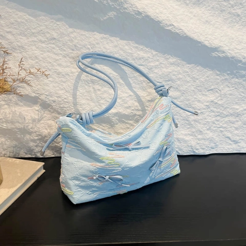 Sac Fourre-Tout en Nylon pour Femmes Avec Broderie Ondulée et Nœud Décoratif Sac à Épaule Grande Capacité pour le Quotidien