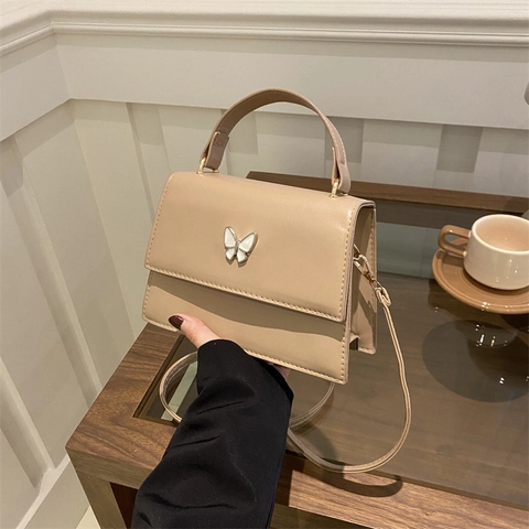 Elegante Kleine Quadratische Tasche PU Schmetterlingsschnalle Klappe Handtasche Verstellbarer Schultergurt Damen Street Style