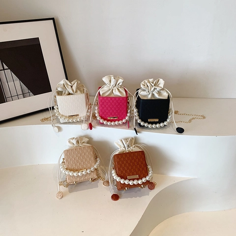 Mini Square Bucket Bag Woven PU Leather Artificial Pearl Handle Gold Chain Strap Drawstring Shoulder Crossbody Bag For Women Fashion