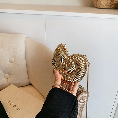 Conch Shell Metal Evening Clutch Bag With Chain Strap Nautilus Shape Irregular Wave Texture Metallic Small Handbag Women