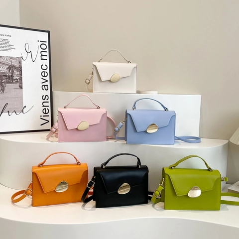 Borsa a Tracolla Piccola Quadrata in Pelle PU Minimalista di Moda Con Fibbia in Metallo per Donna Borsa a Mano Versatile