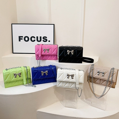 Quilted PU Leather Crossbody Bag With Metal Bow Ornament Simple Fashion Chain Shoulder Bag Trendy Small Square Bag