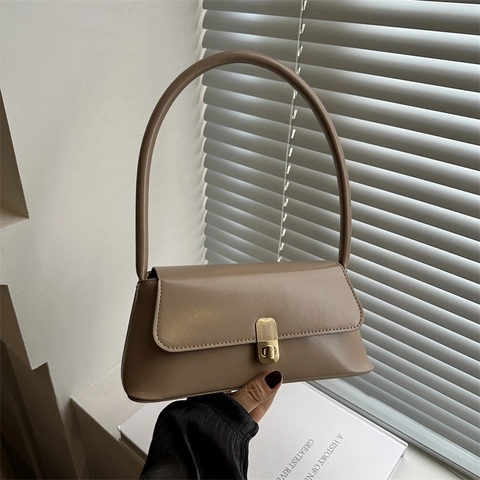Vintage PU Leather Baguette Bag Women Underarm Shoulder Bag Fashion Small Handbag With Metal Lock Korean Style Retro