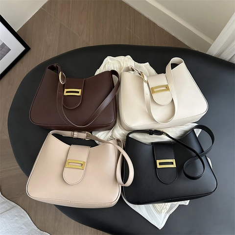 Bolso De Axila Para Mujer De Cuero PU Color Sólido Bolso De Hombro Correa Ajustable Hebilla Dorada Estilo Urbano Retro