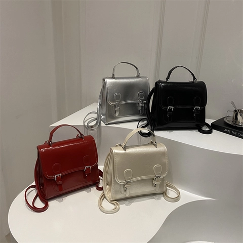 Piccola Borsa Quadrata In Pelle PU Vintage Patta Con Doppia Fibbia Lucida Borsa A Tracolla Zaino Per Donna Stile Retrò