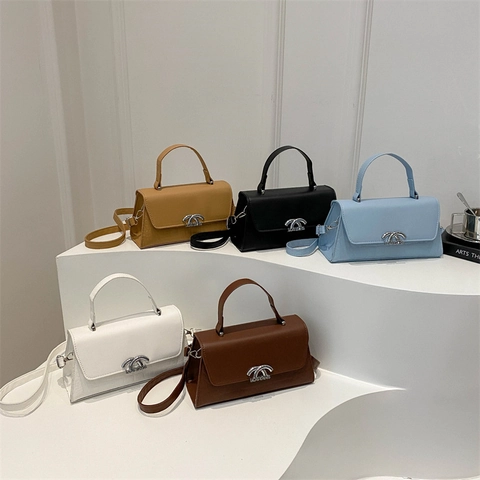 Women Crossbody Bag PU Leather Crocodile Pattern Flap Square Handbags Vintage Style Metal Buckle Adjustable Shoulder Strap