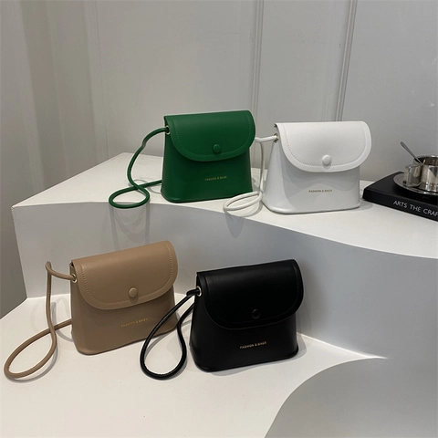 Mini Sac À Bandoulière Minimaliste En Cuir PU Pour Femmes Petit Sac À Épaule Rabat Boucle Ronde Mode Versatile Quotidien