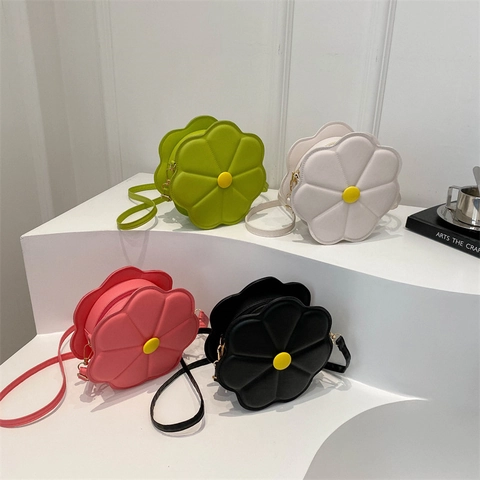 Flower Shaped Crossbody Bag PU Leather Quilted Novelty Shoulder Purse For Women Korean Style Adjustable Strap