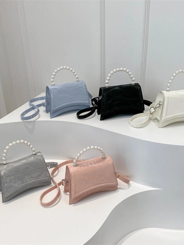 Women Artificial Pearl Handle Handbag PU Leather Wrinkled Texture Crossbody Bag Curved Bottom Elegant Evening Party Bag