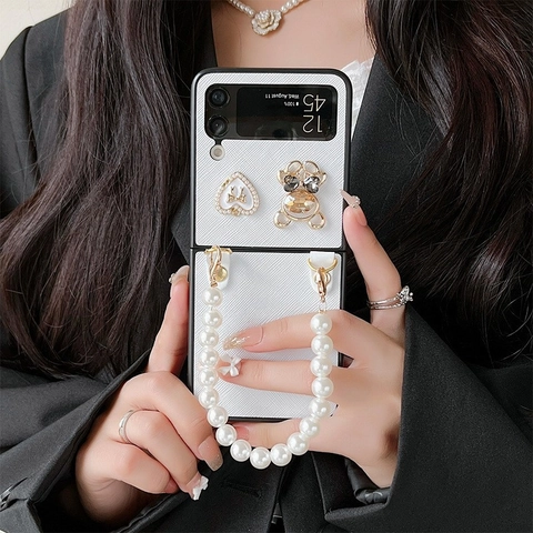 Luxury Folding Phone Case With Faux Artificial Pearl Hand Chain Rhinestone Bear Heart Pendant Hard PC Protective Cover