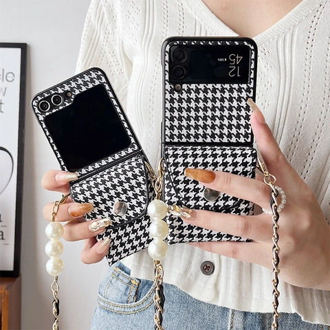 Funda Plegable Para Teléfono Pata De Gallo Con Cadena Cruzada De Perlas Artificiales Y Metal Bolsillo Cartera De Lujo