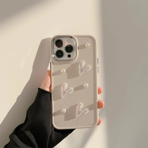 IPhone Case 3D Holographic Heart Artificial Pearl Shockproof Silicone Protective Cover Laser Wrinkled Design Fashion Accessory For Women
