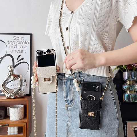 Quilted Leather Wallet Phone Case With Heart Lock Buckle Artificial Pearl Chain Crossbody Shoulder Strap Luxury For Foldable Phone