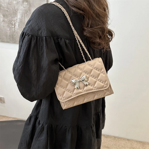 Women Quilted Crossbody Bag PU Leather Diamond Lattice Metal Bow Buckle Chain Strap Small Square Shoulder Bag