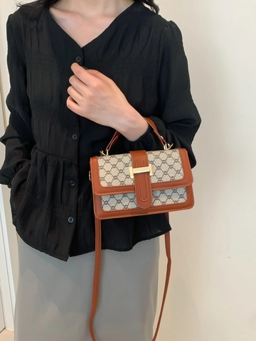 Women Vintage Crossbody Bag PU Leather Monogram Print Handbag Retro Small Square Shoulder Bag With Metal Buckle