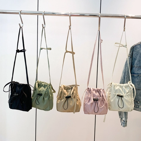 Drawstring Bucket Bag Nylon Solid Color Large Capacity Crossbody Shoulder Messenger For Women Japanese Style Commuter